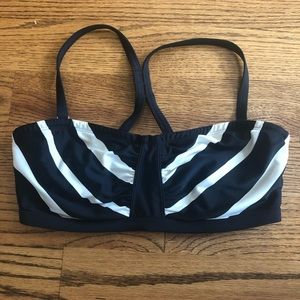 Athleta Bikini Top | Size 36 D/DD | Black & White